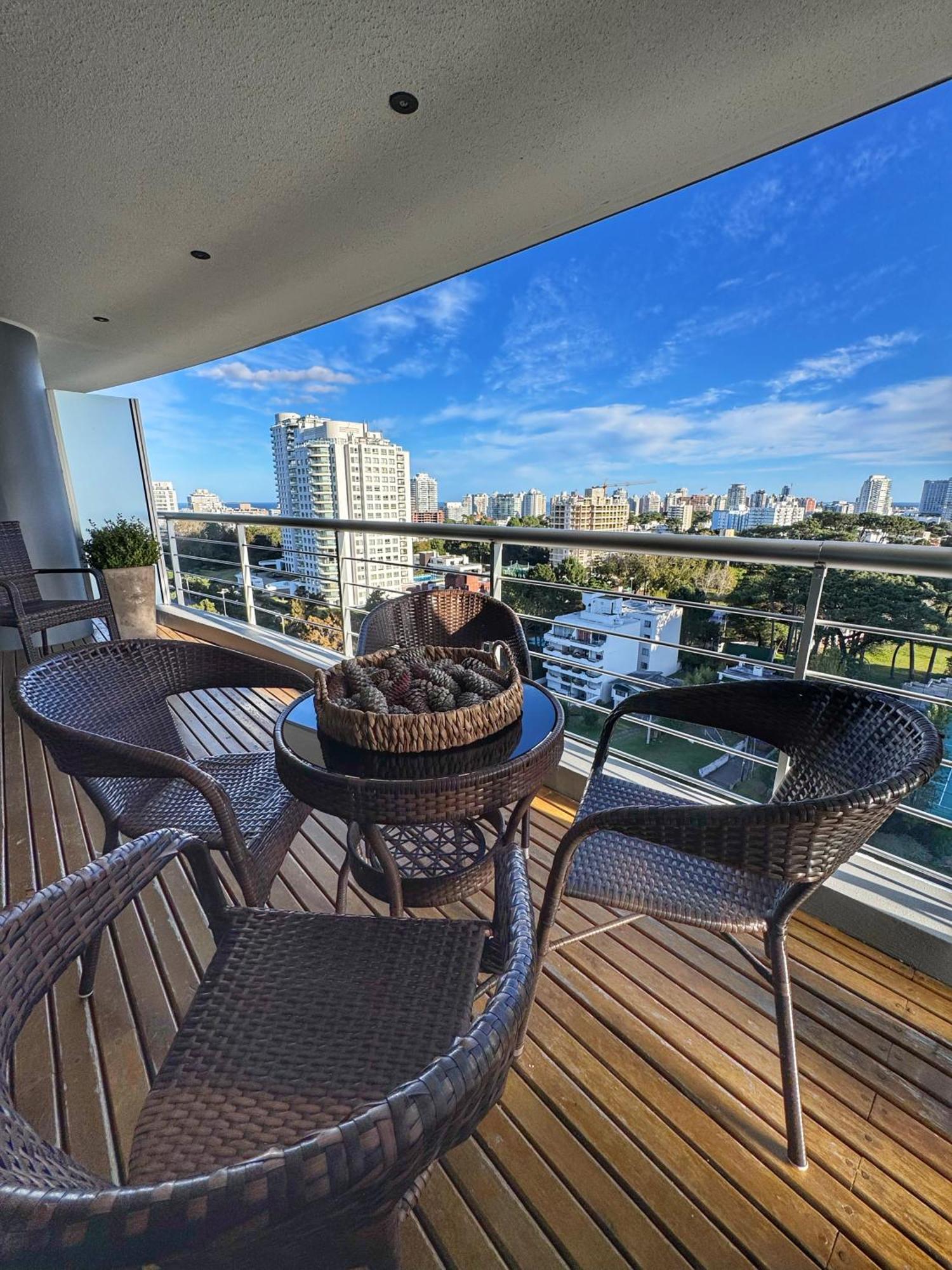 Apartamentos Torre Tressesenta Punta del Este Zimmer foto